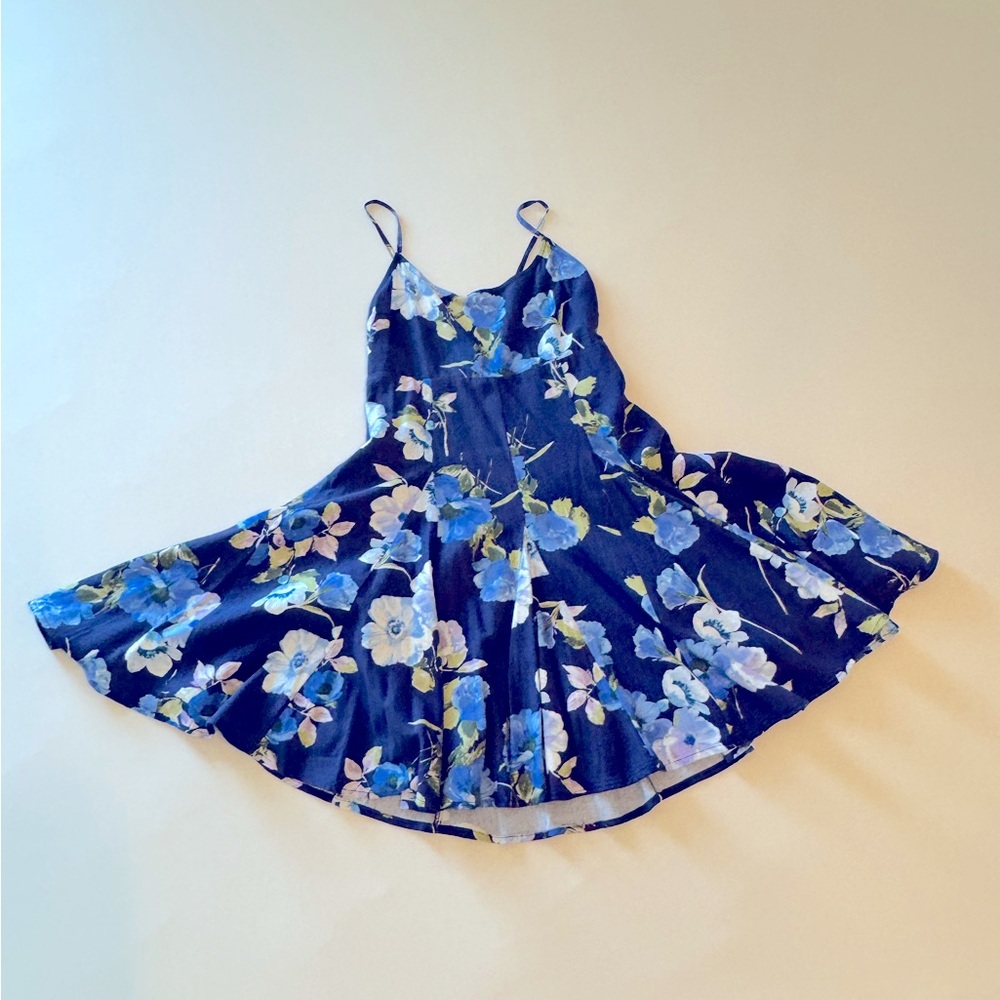 Lulu’s Navy Floral Linen Mini Dress